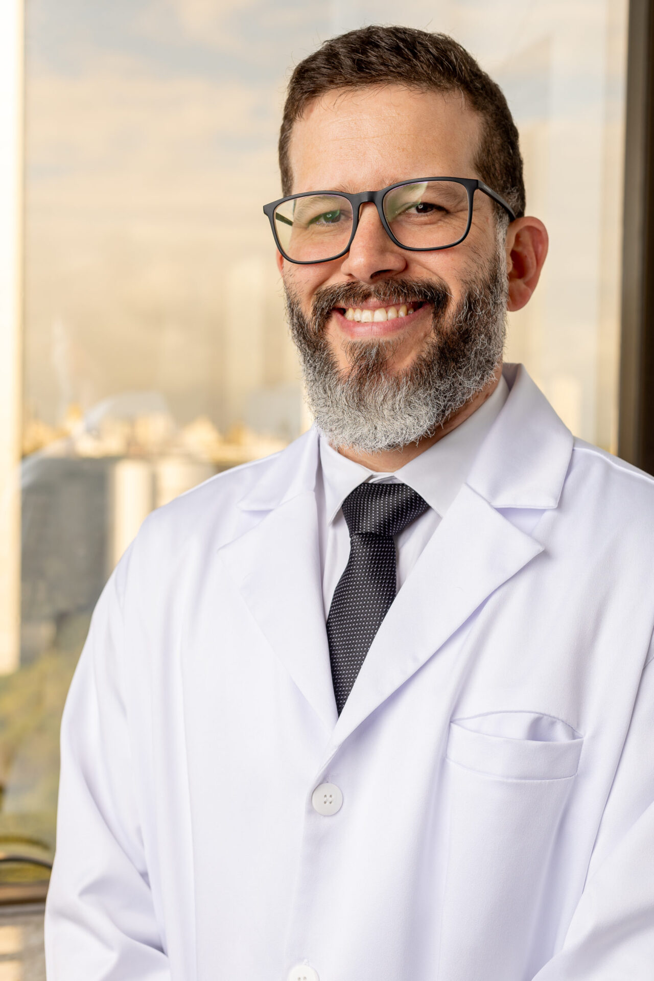 Dr. Mário Teles
