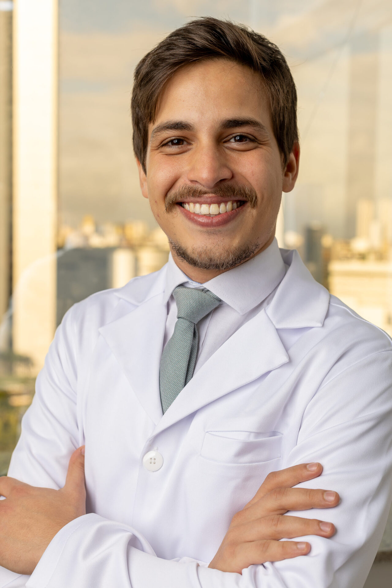 Dr. Dante Aguaçã